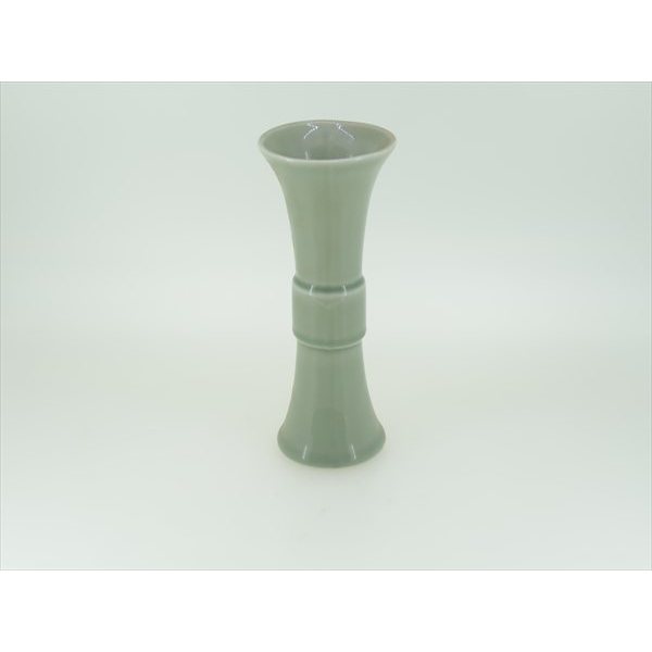 Japanese Bud Vase – Single-Stem - Celadon, Sonjin Vessel Shape, Glass